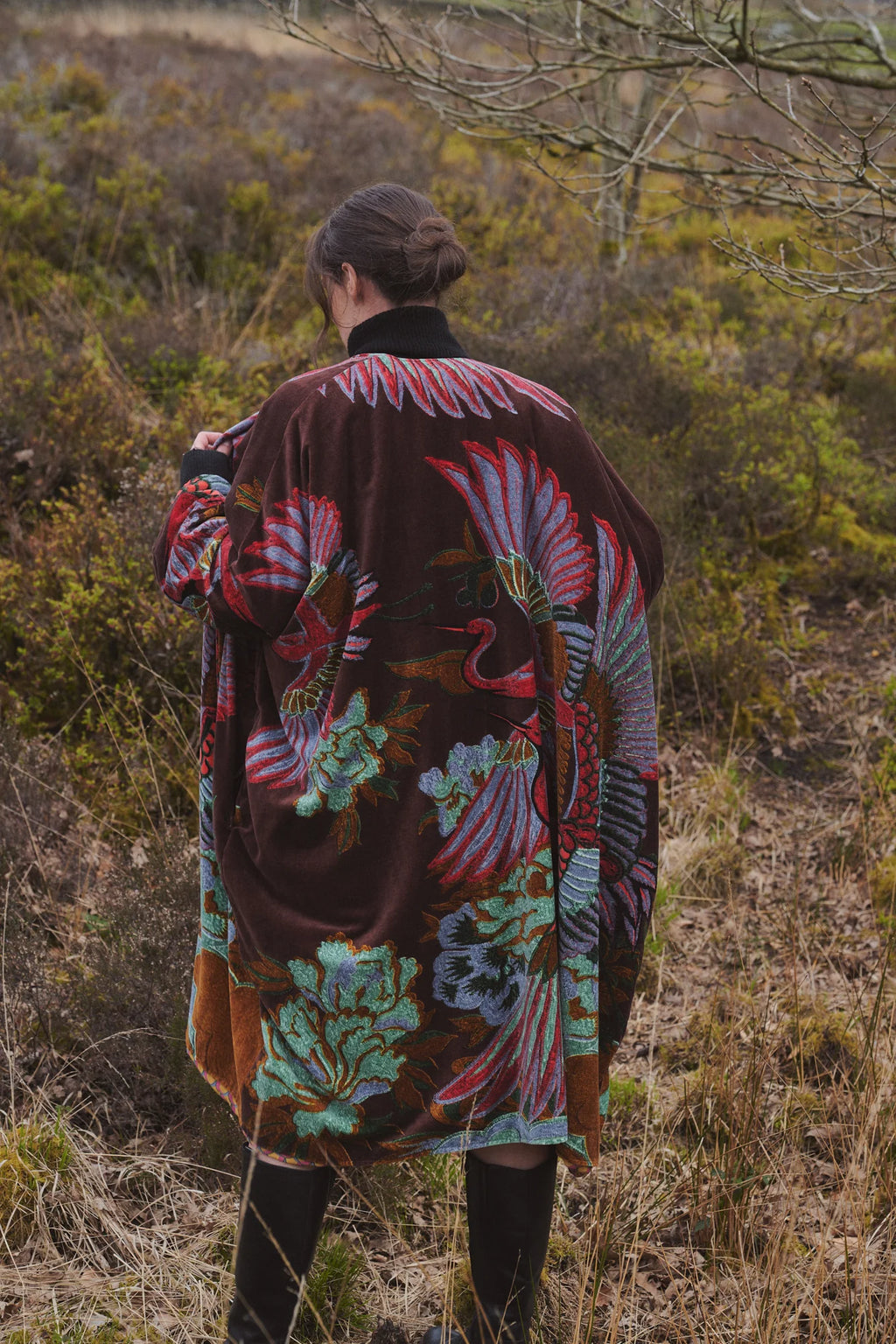Velvet Grande Kimono, Crane Brown