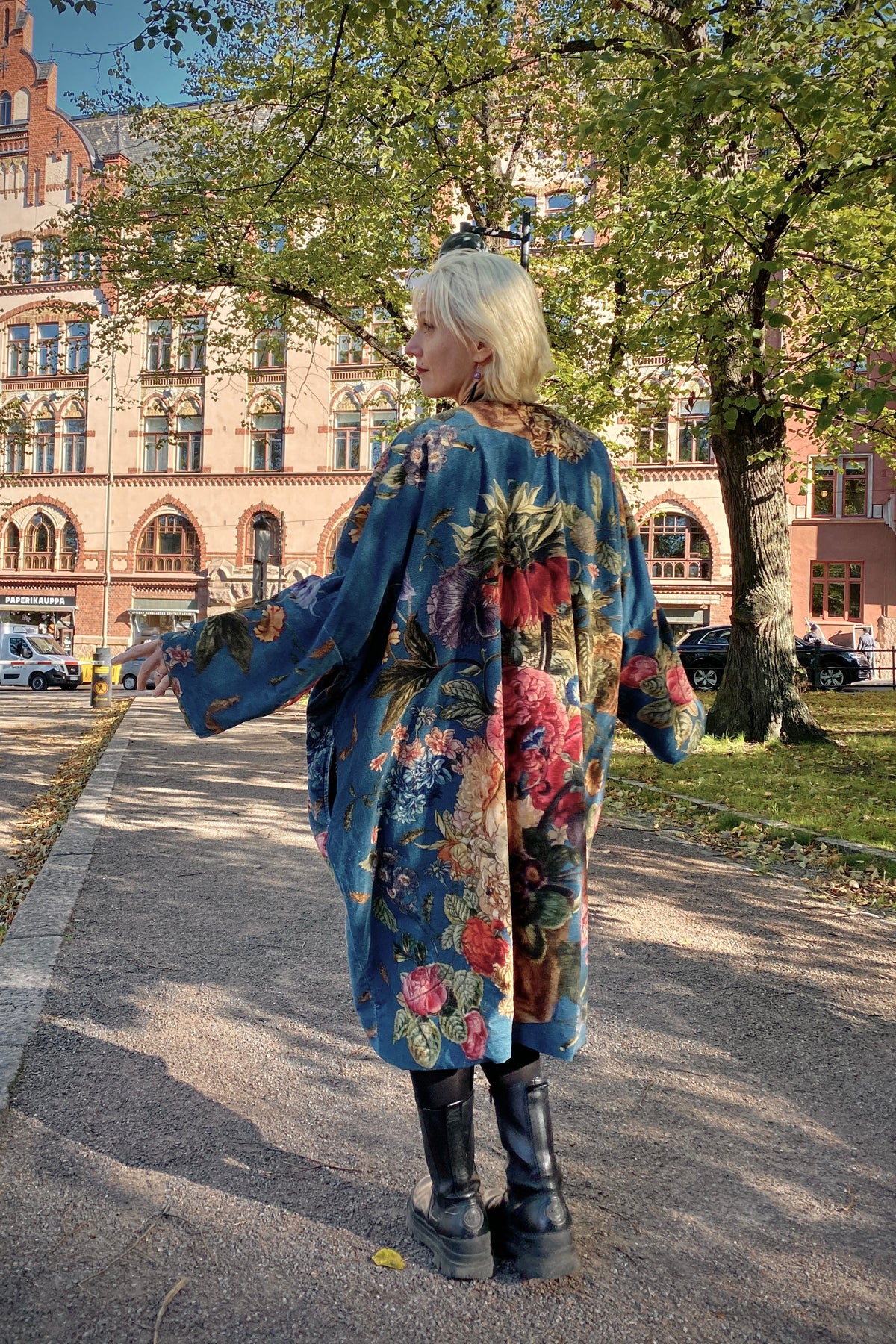 Velvet Grande Kimono, Primula Blue