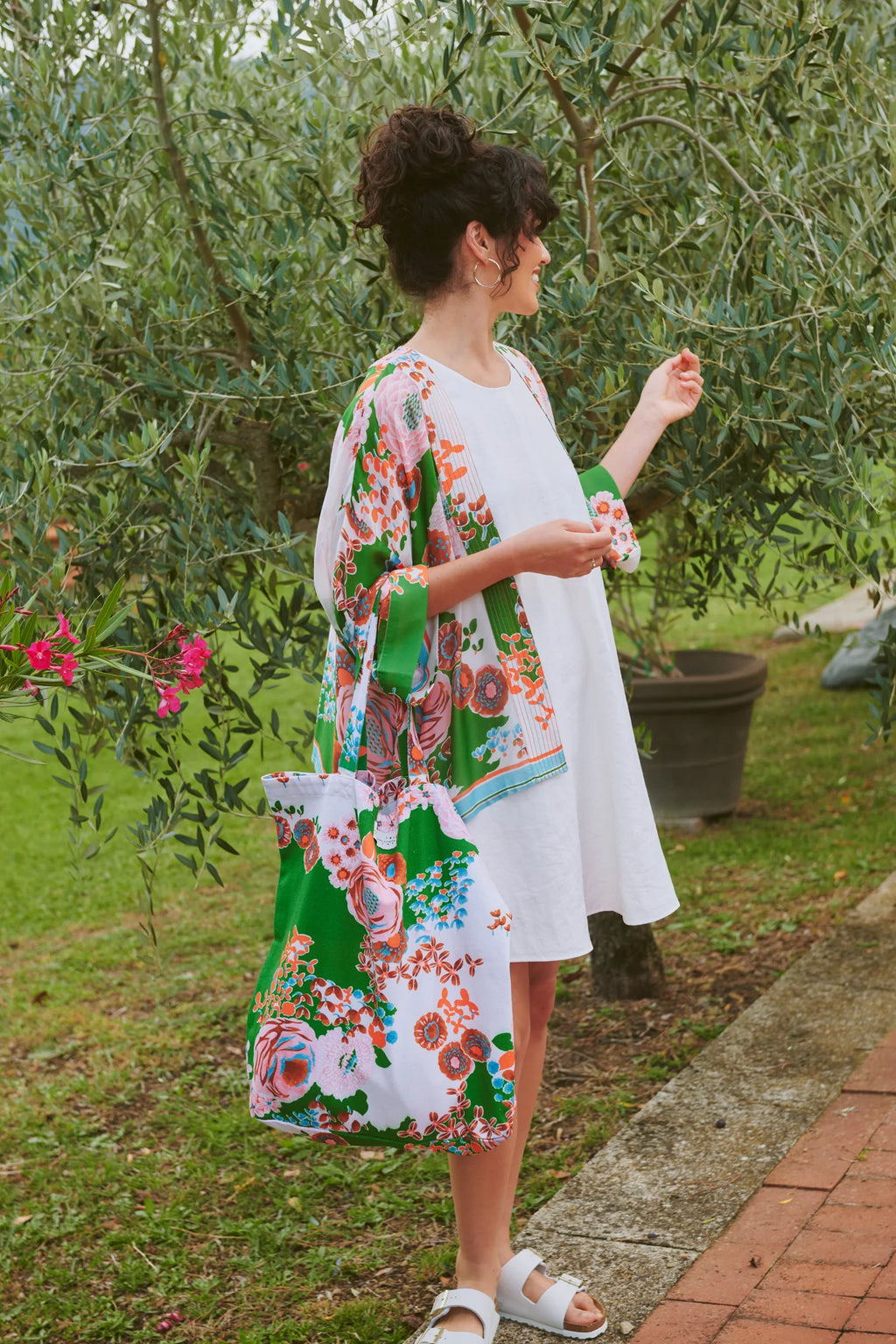 Mini Kimono, Kitsch Bouquet Green