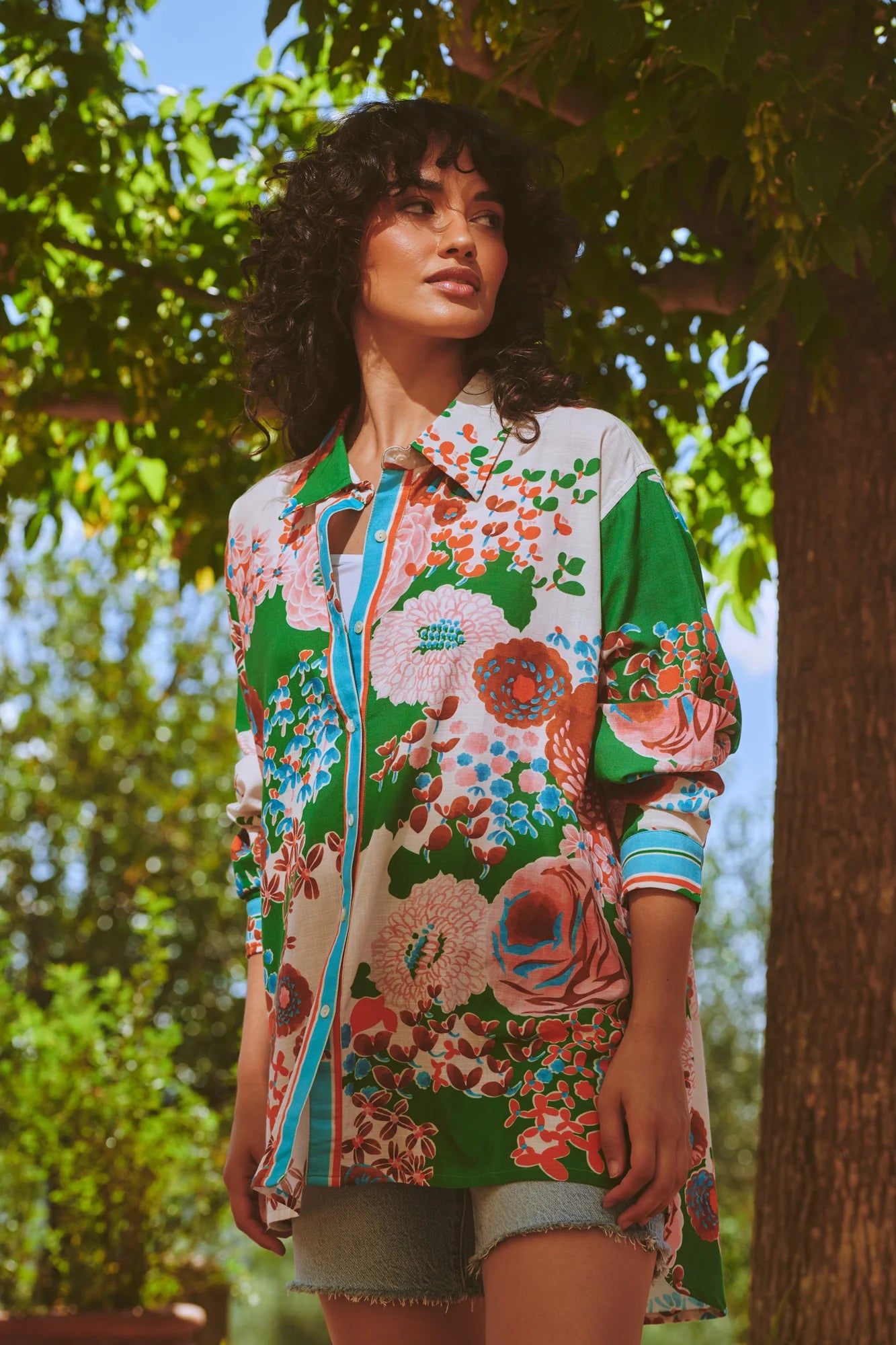 Oversized Shirt, Kitsch Bouquet