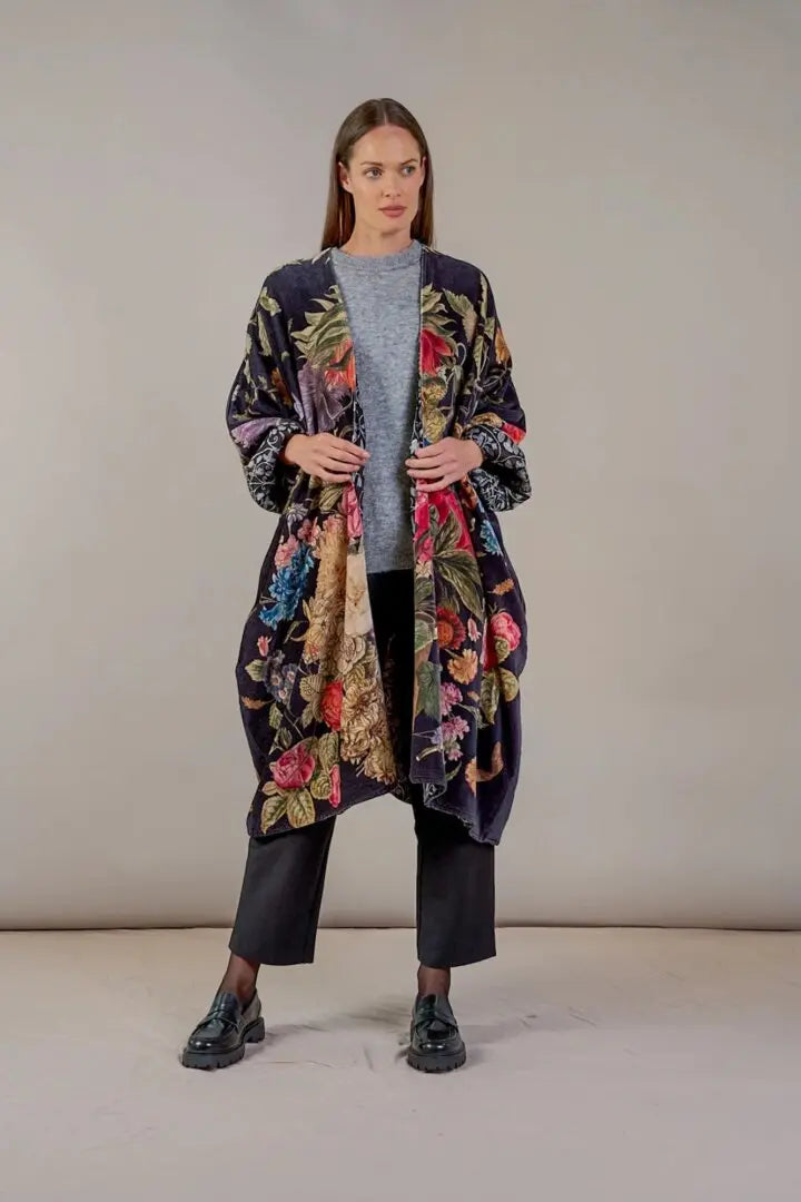 Grande Kimono, Primula Black Velvet
