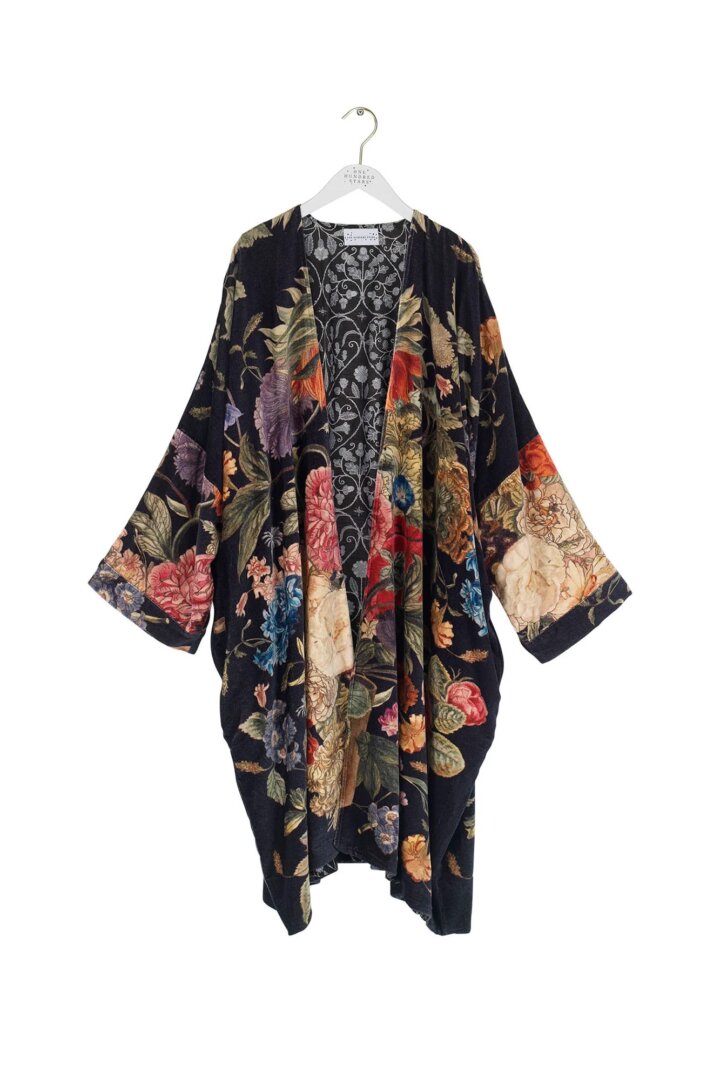 Grande Kimono, Primula Black Velvet