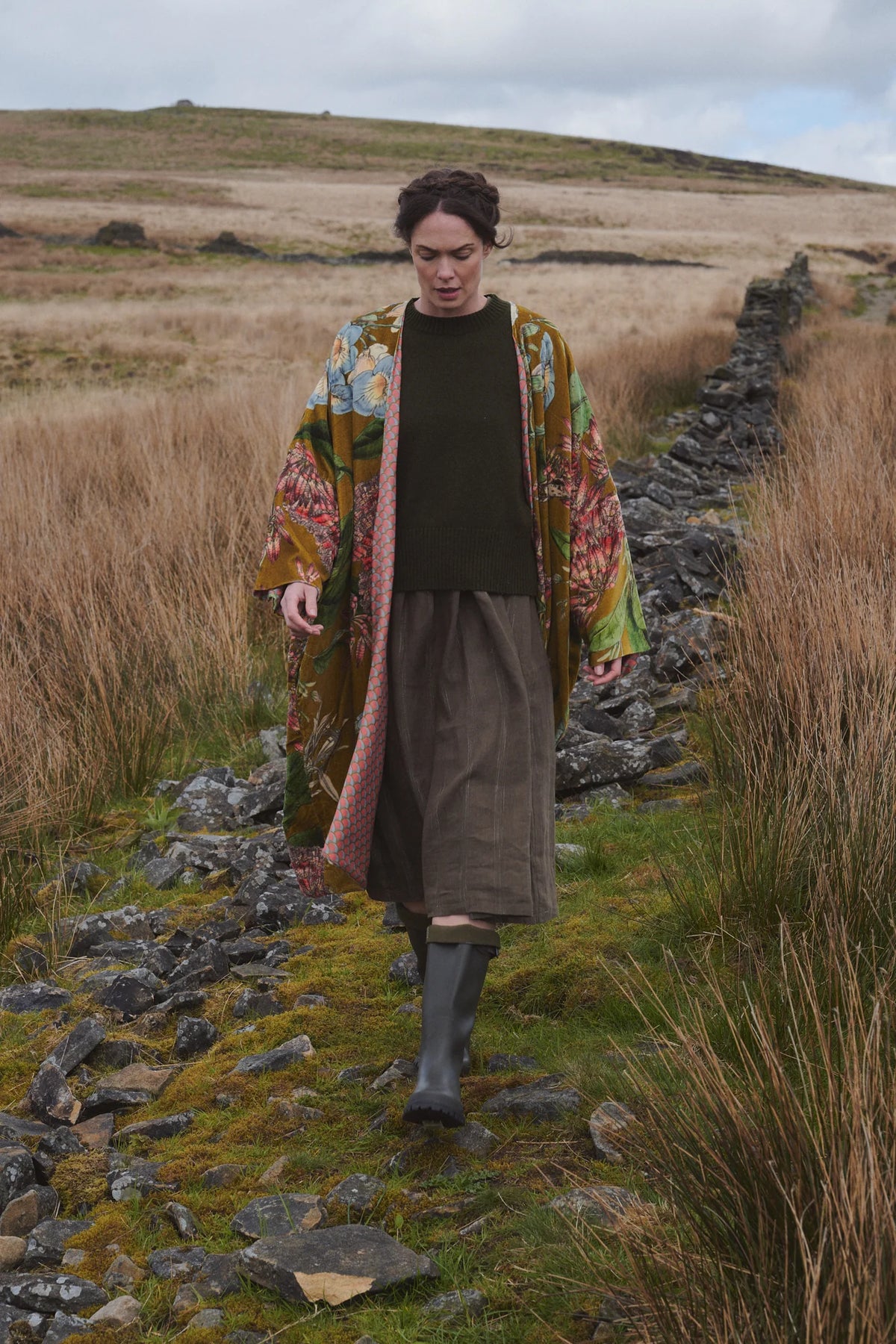 Velvet Grande Kimono, Rhodoleia Gold
