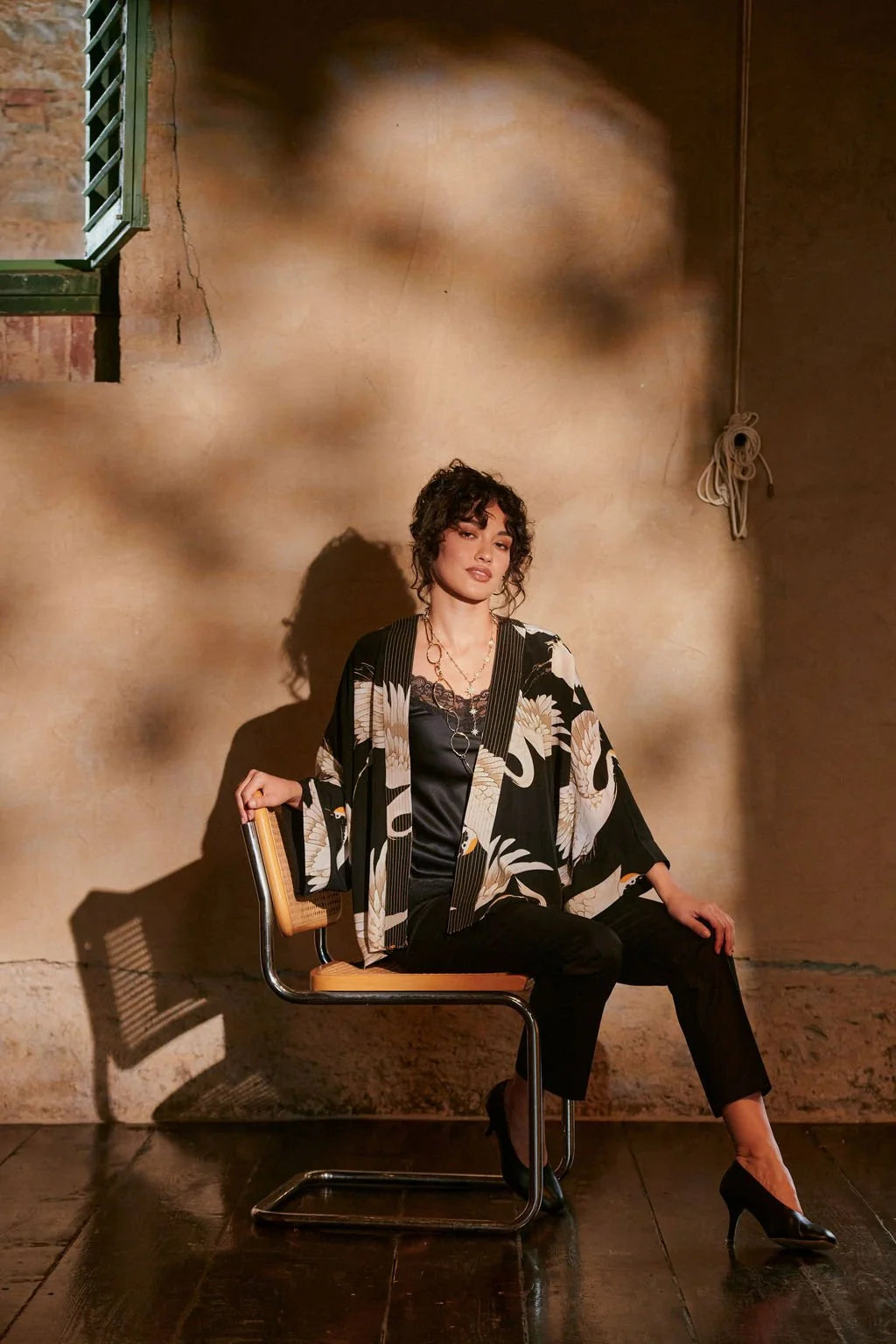 Luxe Kimono, Stork Black
