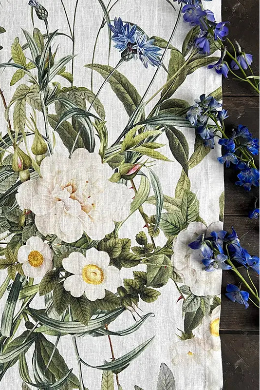 Pellavainen Kaitaliina, Blue Flower Garden