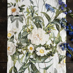 Pellavainen Kaitaliina, Blue Flower Garden